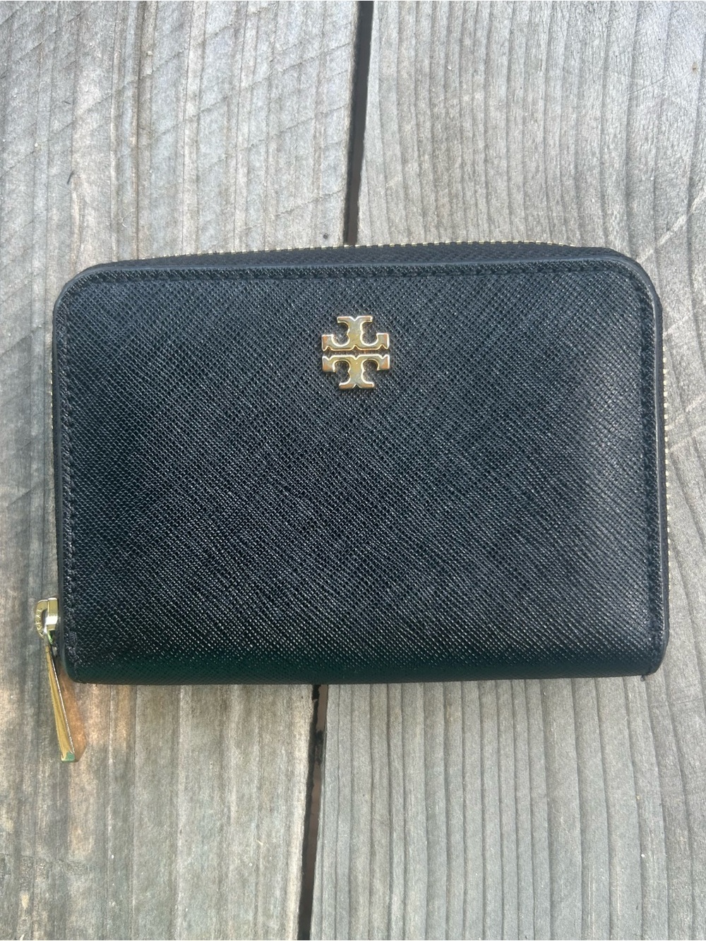 Tory Burch Robinson Black Saffiano Leather Zip Coin Purse Wallet Gold Logo